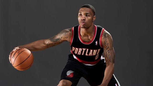 馈赠与站队 馈赠与站队