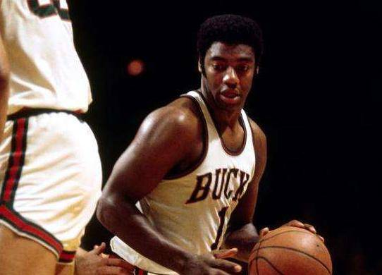 阵地防守站 阵地防守站