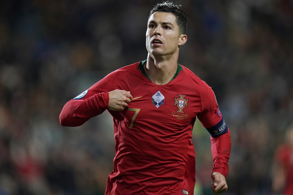 后卫回撤及